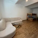 Apartman Cerveny Kostelec Διαμέρισμα