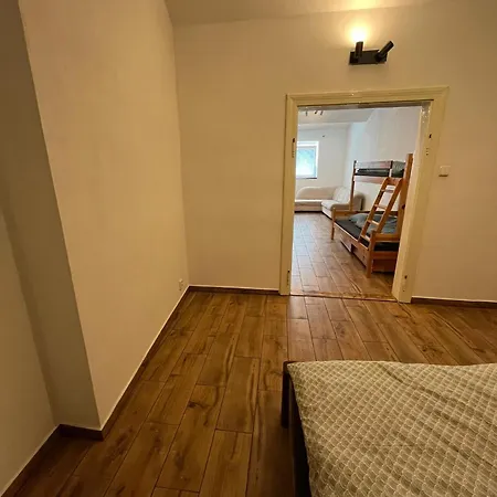 Διαμέρισμα Apartman Cerveny Kostelec *