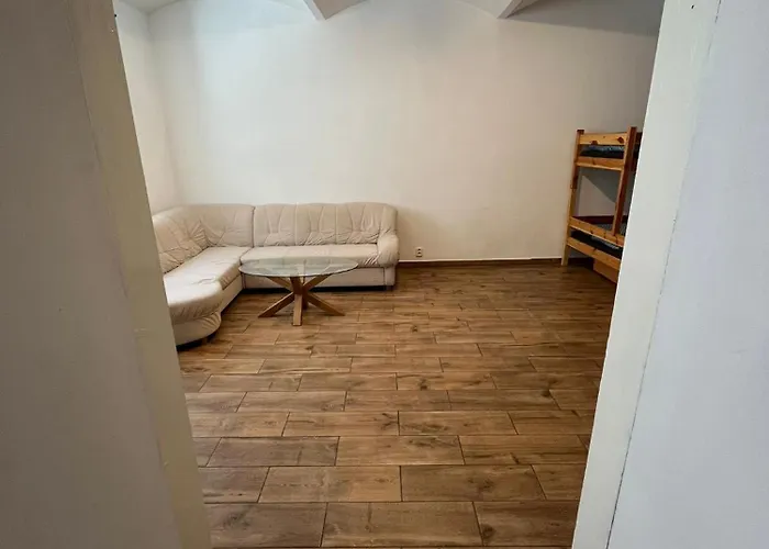Apartman Cerveny Kostelec *
