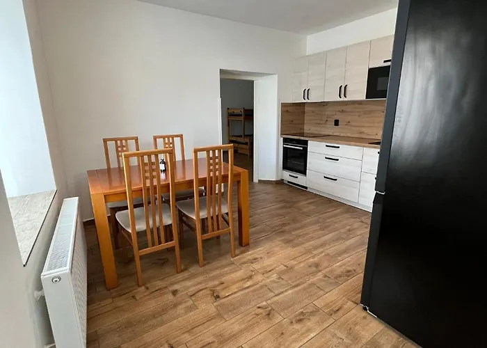 Apartman Cerveny Kostelec Lägenhet *